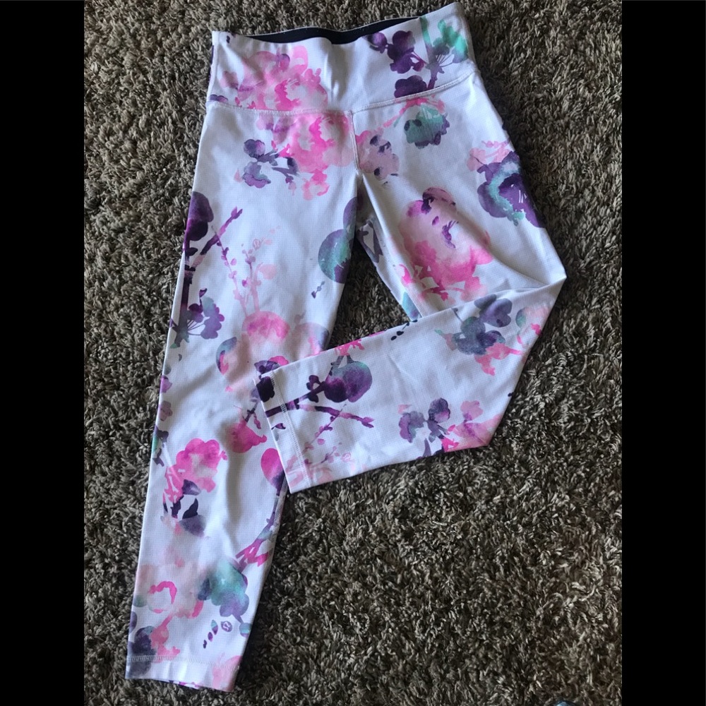 lululemon floral crop legging